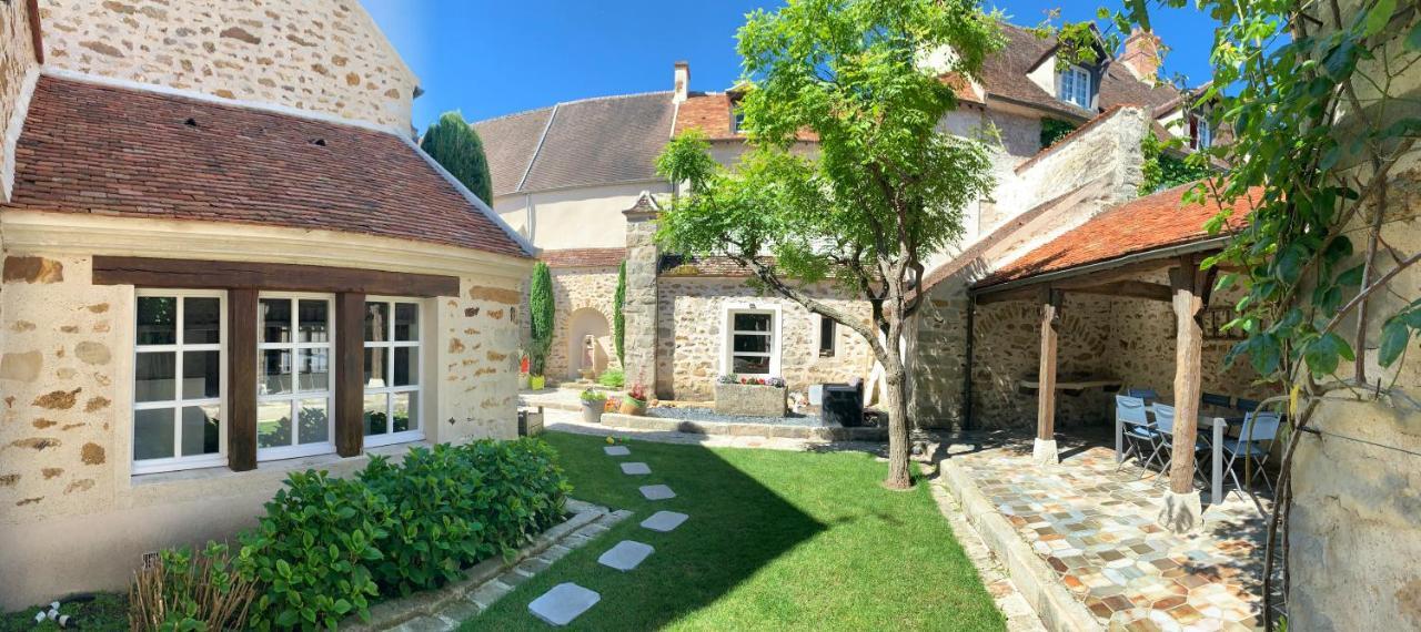 La Maison D'Emilie - Appartements Chaumes-en-Brie Eksteriør billede